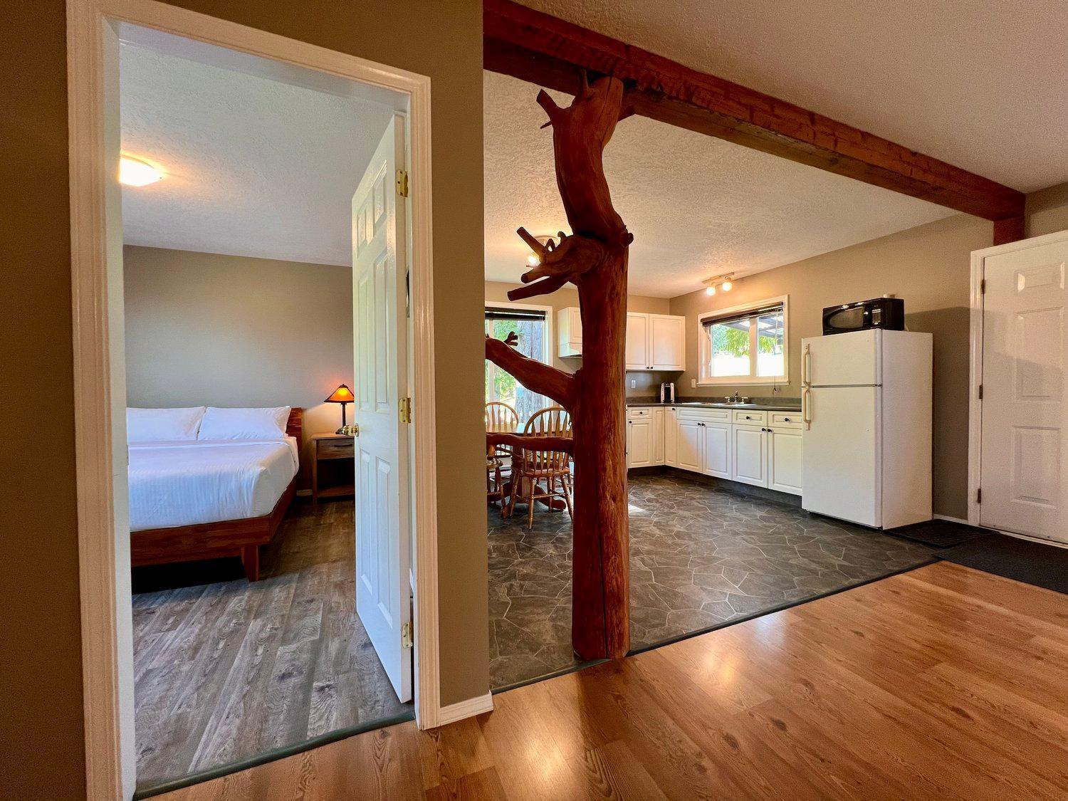 Cedar Park Resort Port Mcneill Bagian luar foto