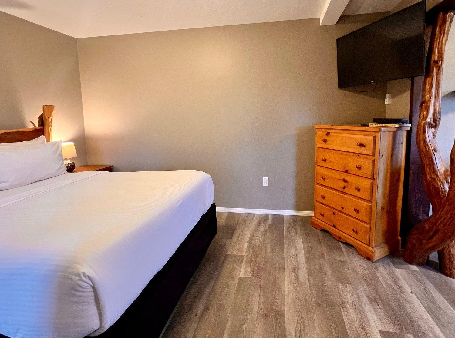 Cedar Park Resort Port Mcneill Bagian luar foto