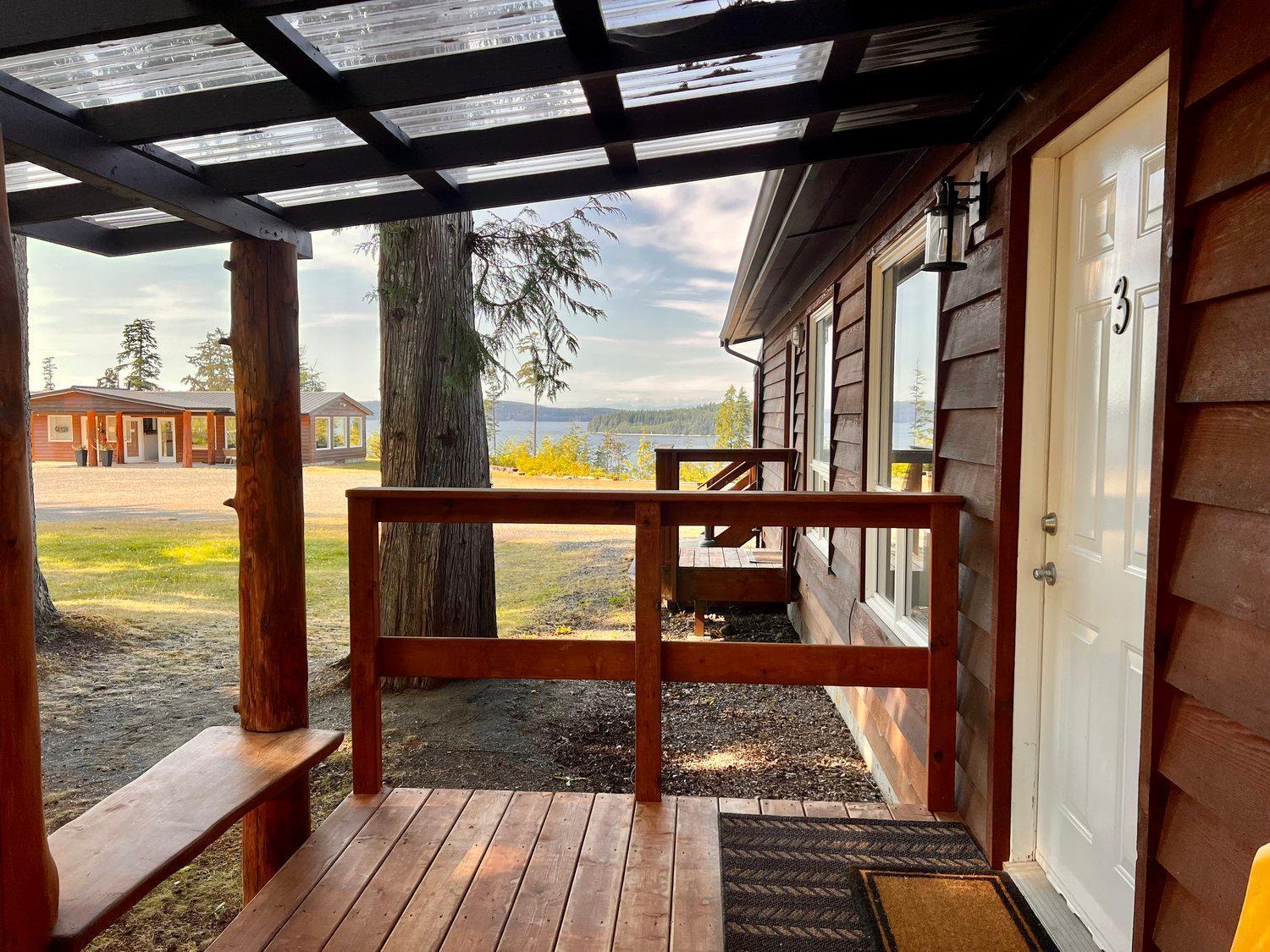 Cedar Park Resort Port Mcneill Bagian luar foto